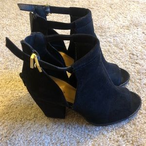 Black Ankle Heels